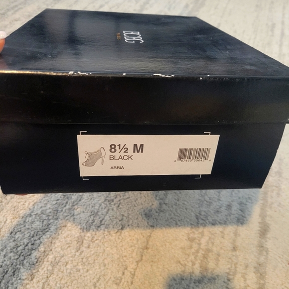 BCBG Paris Arria Black Net Lace Up Leather Heel Booties - Picture 2 of 9